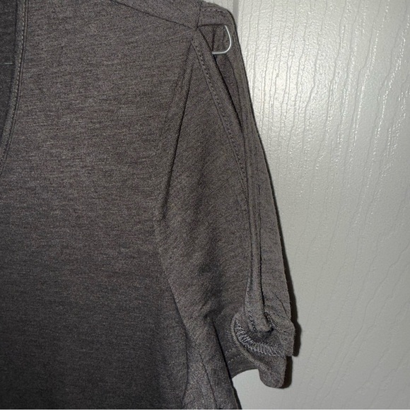 M SHEIN Button Top with Sleeve Cut Outs - Picture 4 of 5